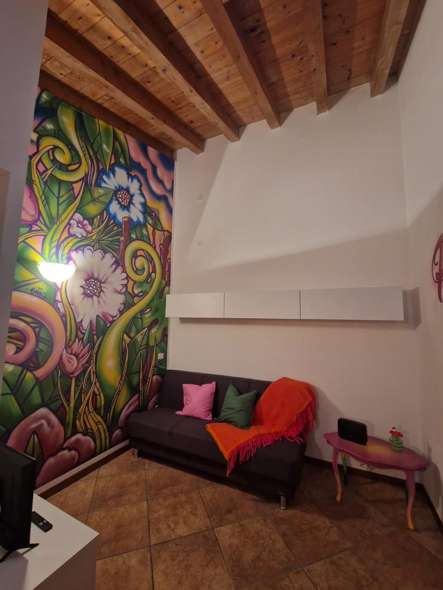 Pati Bilocale - Graffiti's Apartment Bergamo
